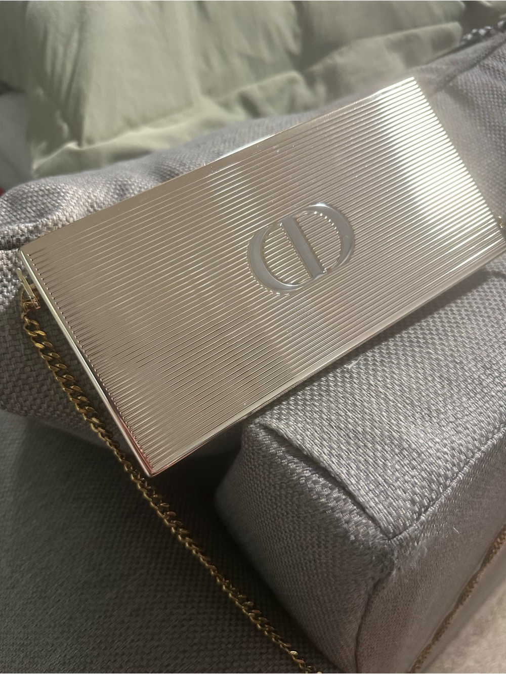 Dior Lipstick Set with Gold Minaudière — Red & Pink Shades - Picture 4 of 10